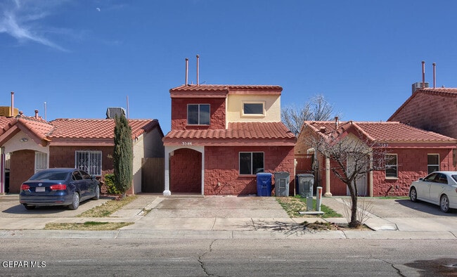Photo - 3584 Waterspring Way