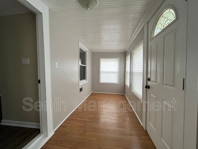 Photo - 2527 Hartline Dr