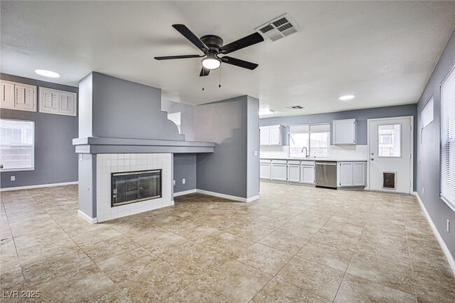 Photo - 1845 Navajo Lake Way