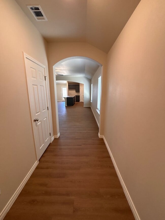 Photo - Spacious 4-Bedroom New Build by Silver Leaf Homes