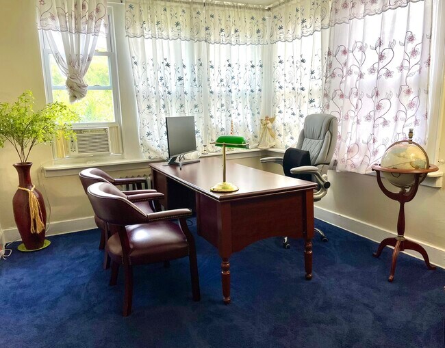 Photo - 8930 83rd Ave Unit Aparmtent 1st Floor