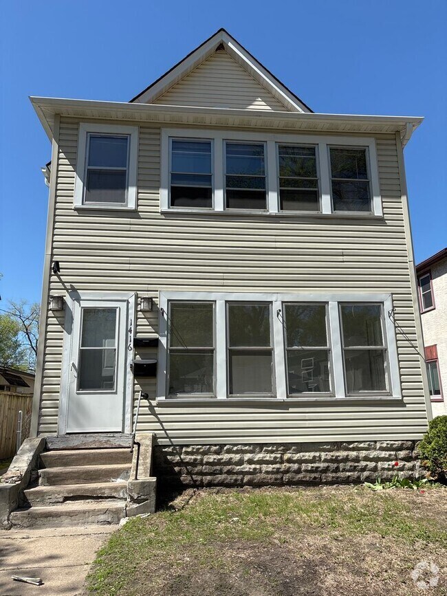 Building Photo - 1416 Grand St NE Unit 1 Rental