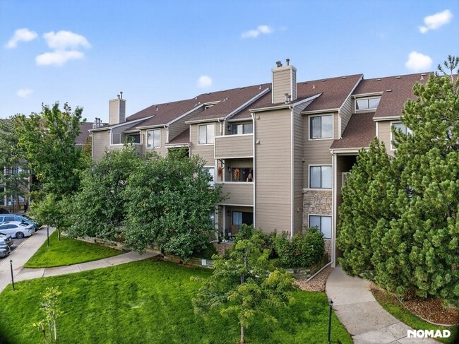 Photo - 7408 S Alkire St