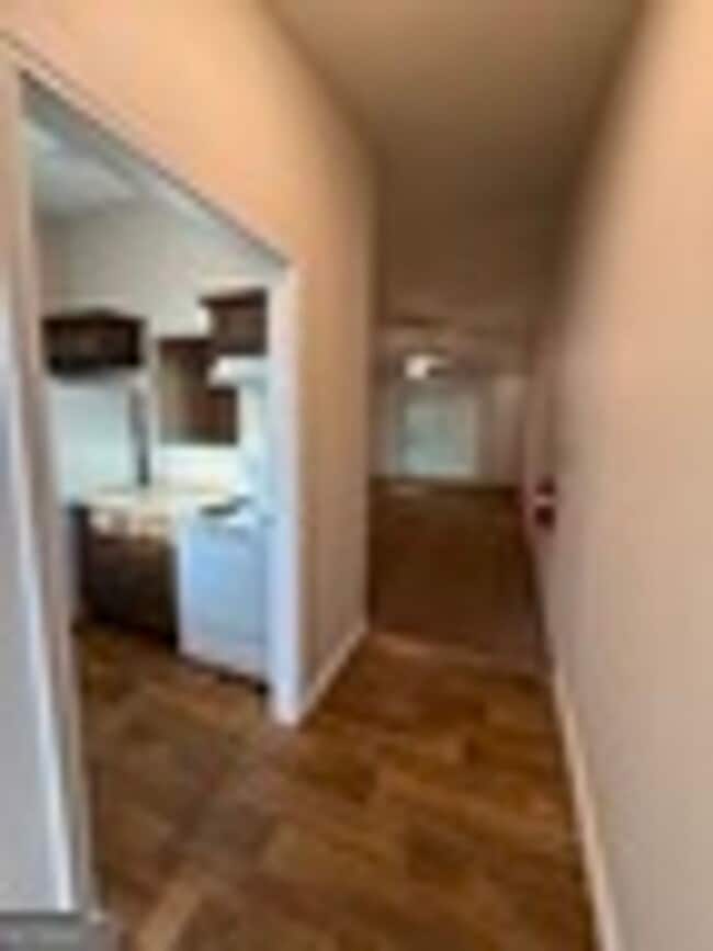Photo - 408/410 Lawnwood Ct Unit 410