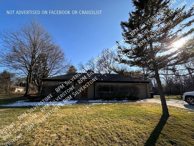 Building Photo - 2362 Sanders Pl