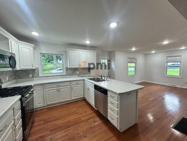 Photo - 8039 W 127th Ln