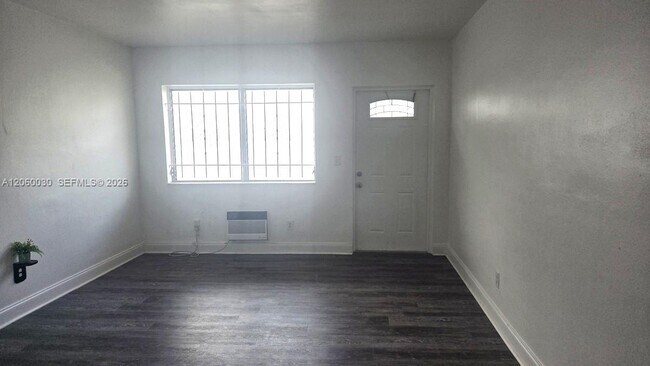 7720 Harding Ave Unit 9