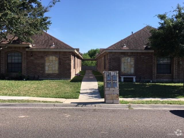 Building Photo - 1504 E Quail St Rental