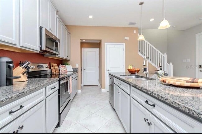 Photo - 6827 Citrus Creek Ln