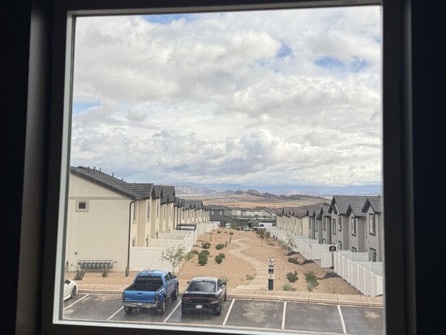 1824 Wolverine Wy