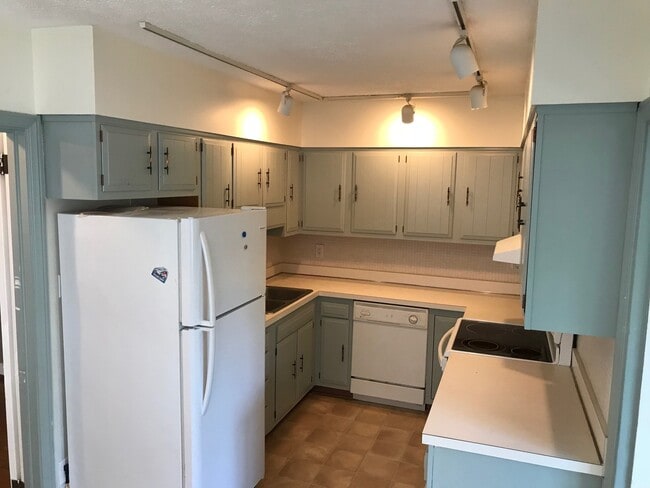 Photo - 1331 Washington Blvd Unit 1331 DOWN