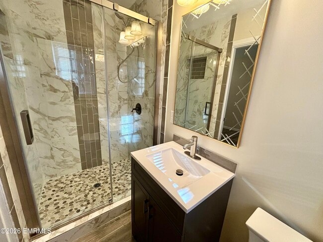 Photo - 5725 19th Ave