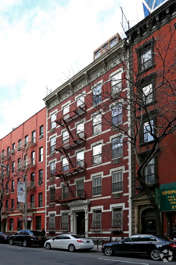 Photo - 307 W 55th St