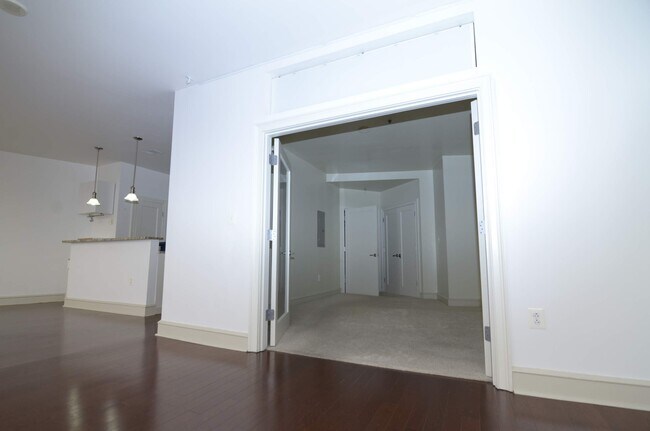 Photo - 201 N 8th St Unit 612