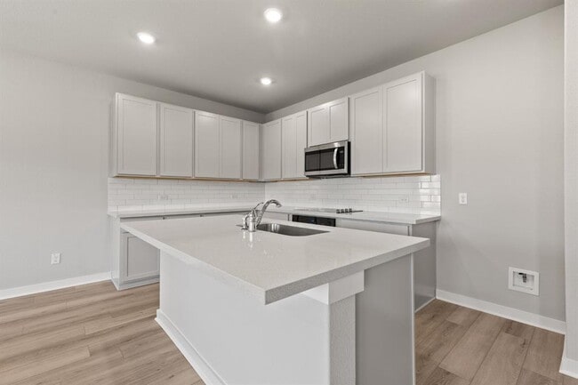 Photo - 220 Lazy Lizzy Rd