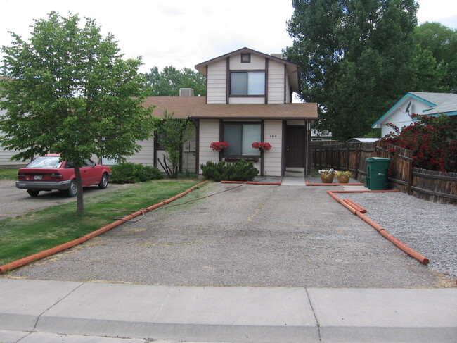 Photo - 631 Highline Dr Townhome