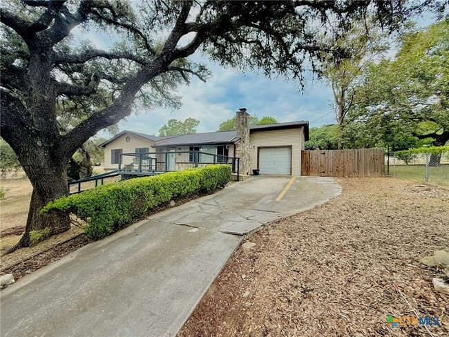 Building Photo - 103 Crestview Dr Rental