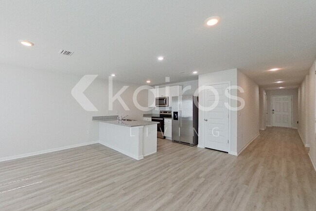 Photo - 4784 Malay Cir