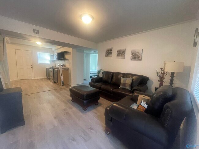 Photo - 3905 Barclay Ave SW Unit 1