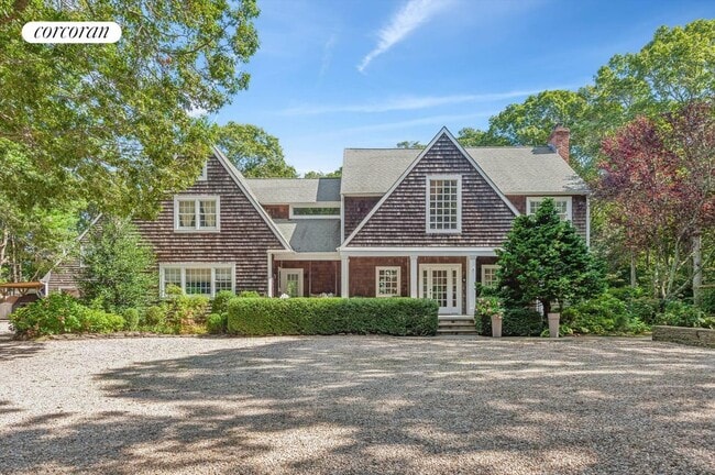 Photo - 9 Lauras Ln
