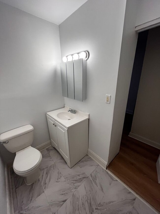 Photo - Spacious studio in a great area in fishtown Unit 103