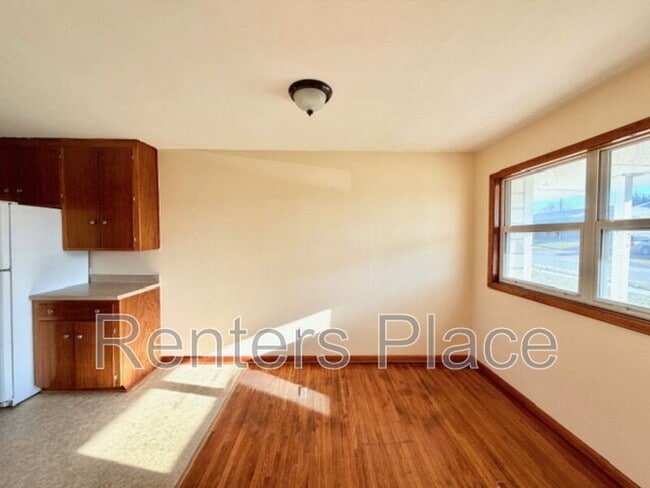 Photo - 4920 S Maybelle Ave