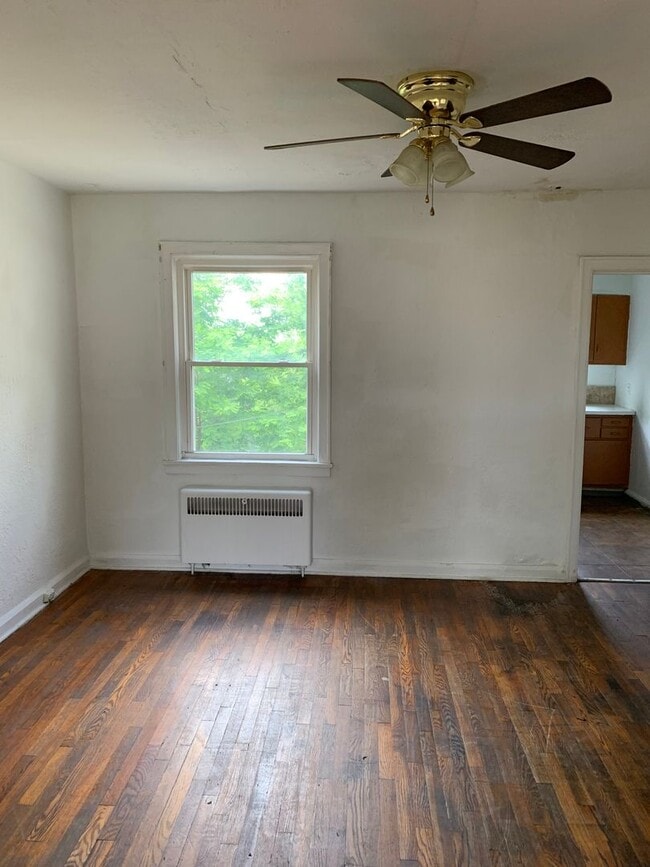 Photo - 3265 Sunset Blvd Unit Apt 4