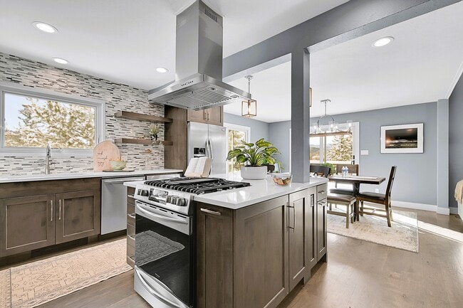 Photo - 28585 Evergreen Manor Dr