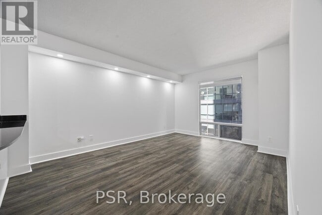 Photo - 50 John St Unit 920