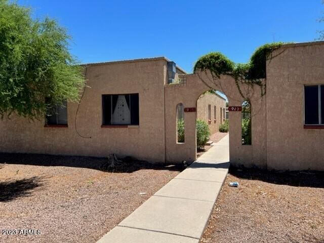 Building Photo - 922 N Pueblo Dr Unit 2