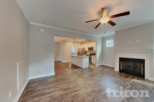 111 Cottage Ct