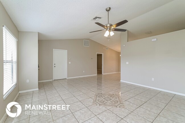 Photo - 709 Dromedary Dr