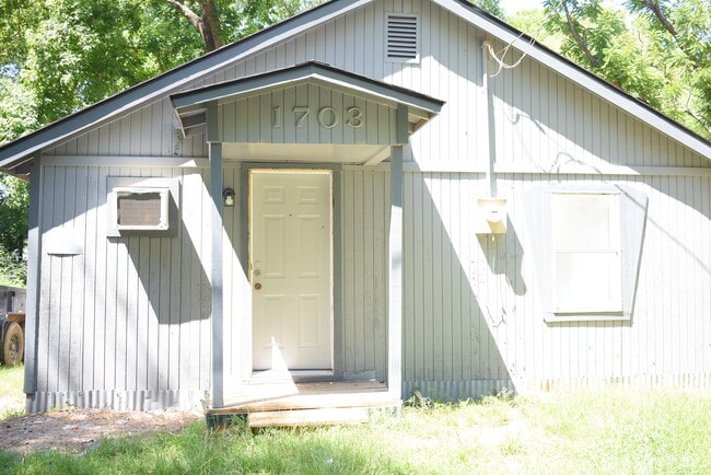 Photo - 1703 Boney St Casa