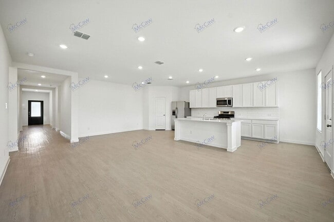 Photo - 1813 Bog Spruce Ln