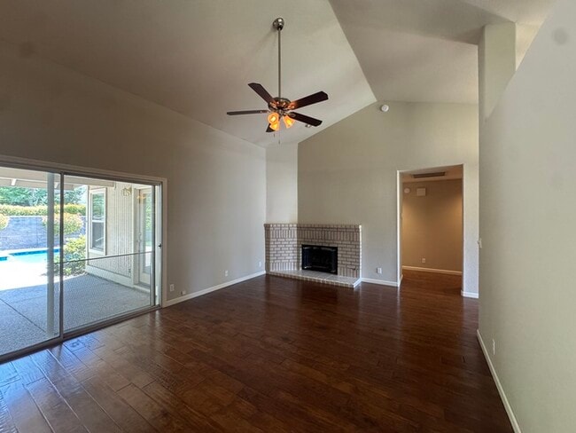 Photo - Beautiful 4 bedroom 3 bath home in the Hillsborough community!