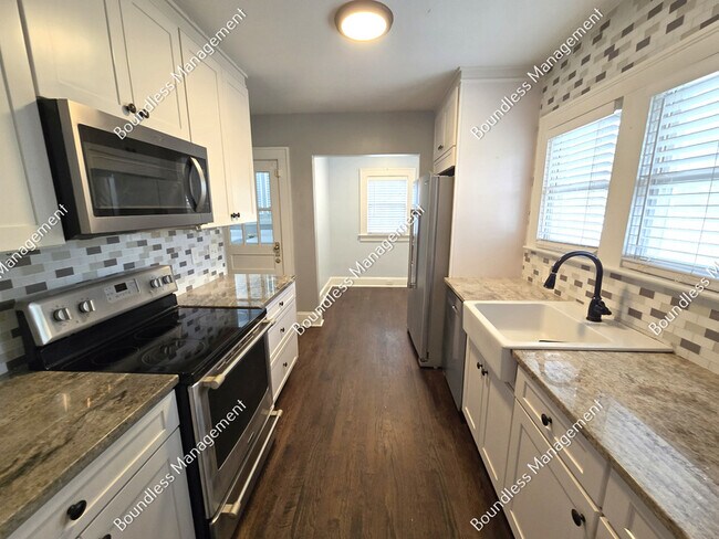 Photo - 2649 Jefferson Terrace