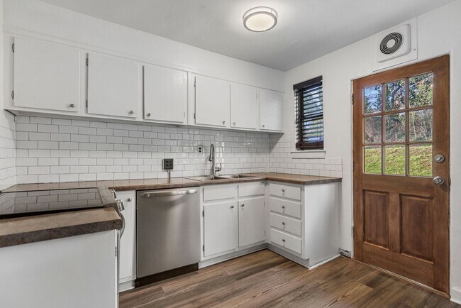 Photo - 64 Faris Cir