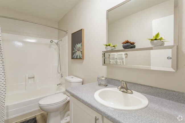 1HAB, 1BA - 680 ft²