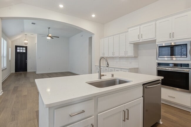Photo - 11223 Common Hackberry St