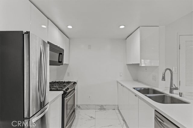 Photo - 939 Palm Ave Unit 401