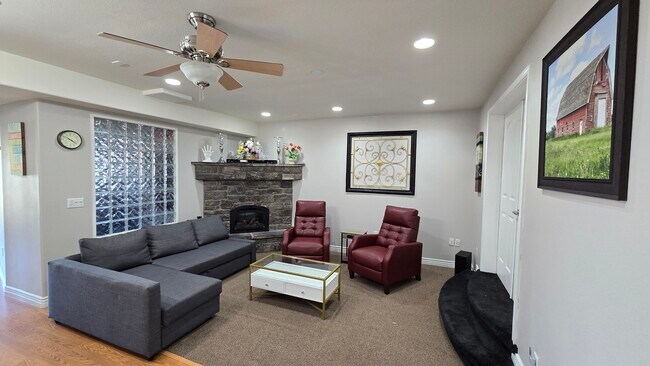 10805 Glengate Loop Unit Apt