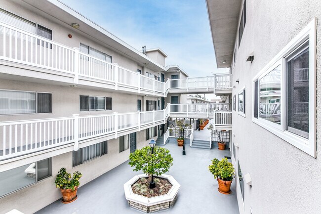 Photo - 2411 Prospect Ave Unit #224