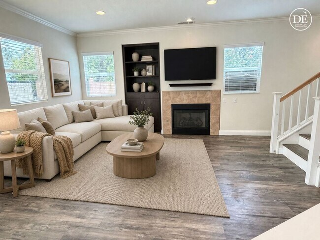 Photo - Beautiful Updated 3 bedroom home