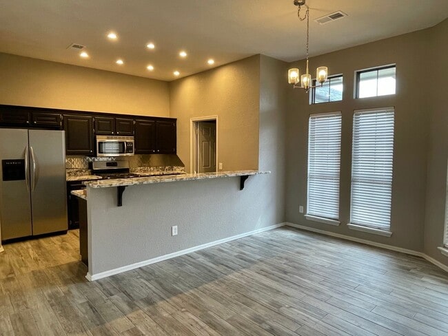 Photo - Beautiful updated 3 bed 2 bath