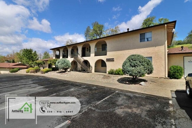 Photo - 300 Boulder Creek Dr, Redding, CA 96003