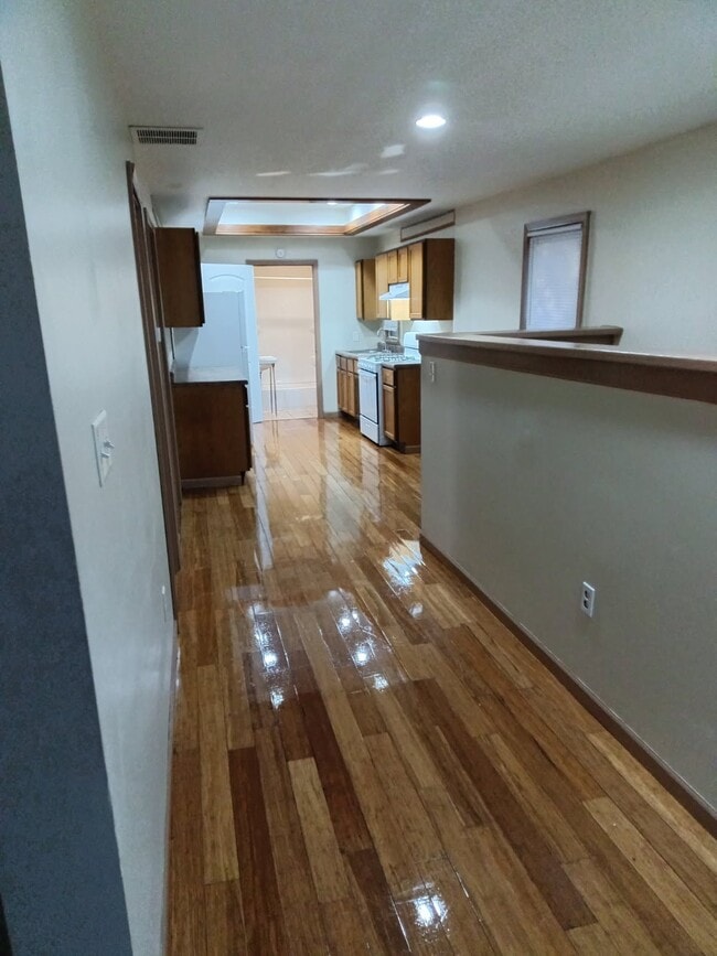 Photo - 2934 165th St