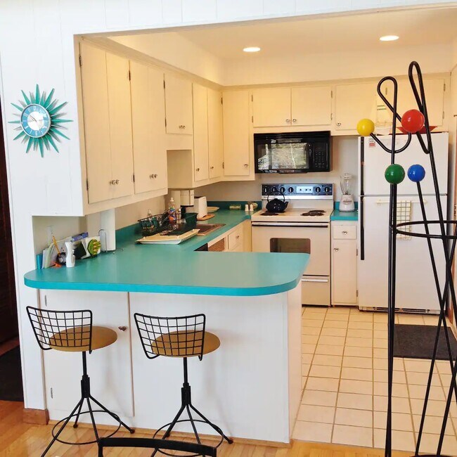 Photo - 23 Rainbow Ln