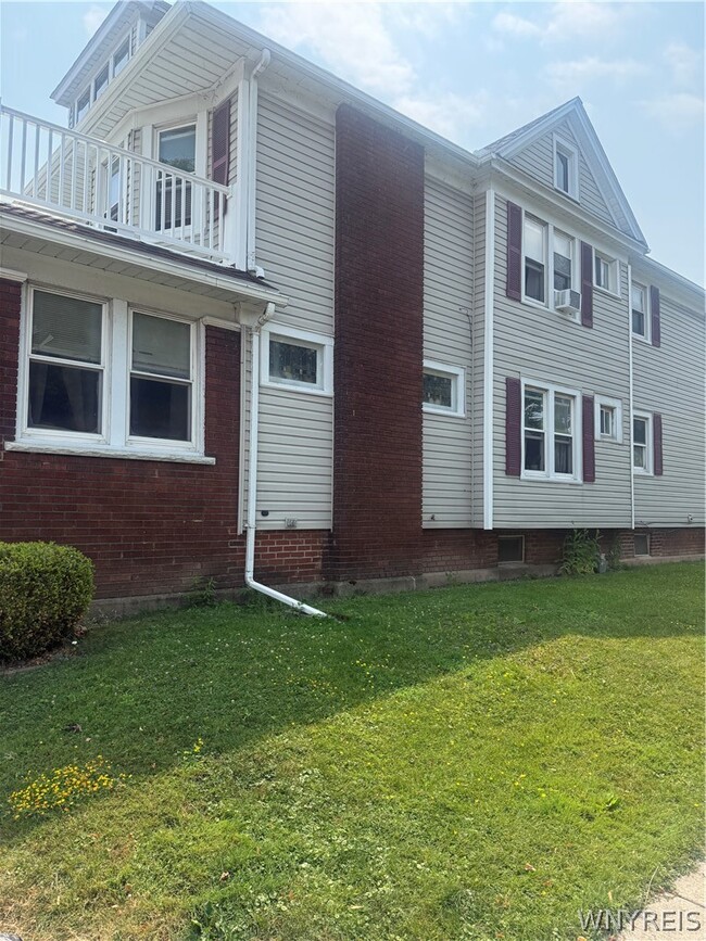 Photo - 2500 Delaware Ave