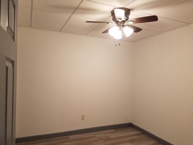 Middle Bedroom and/or office - 115 W North St Unit Upper