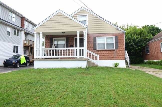 Building Photo - 3949 Deer Park Ave Rental